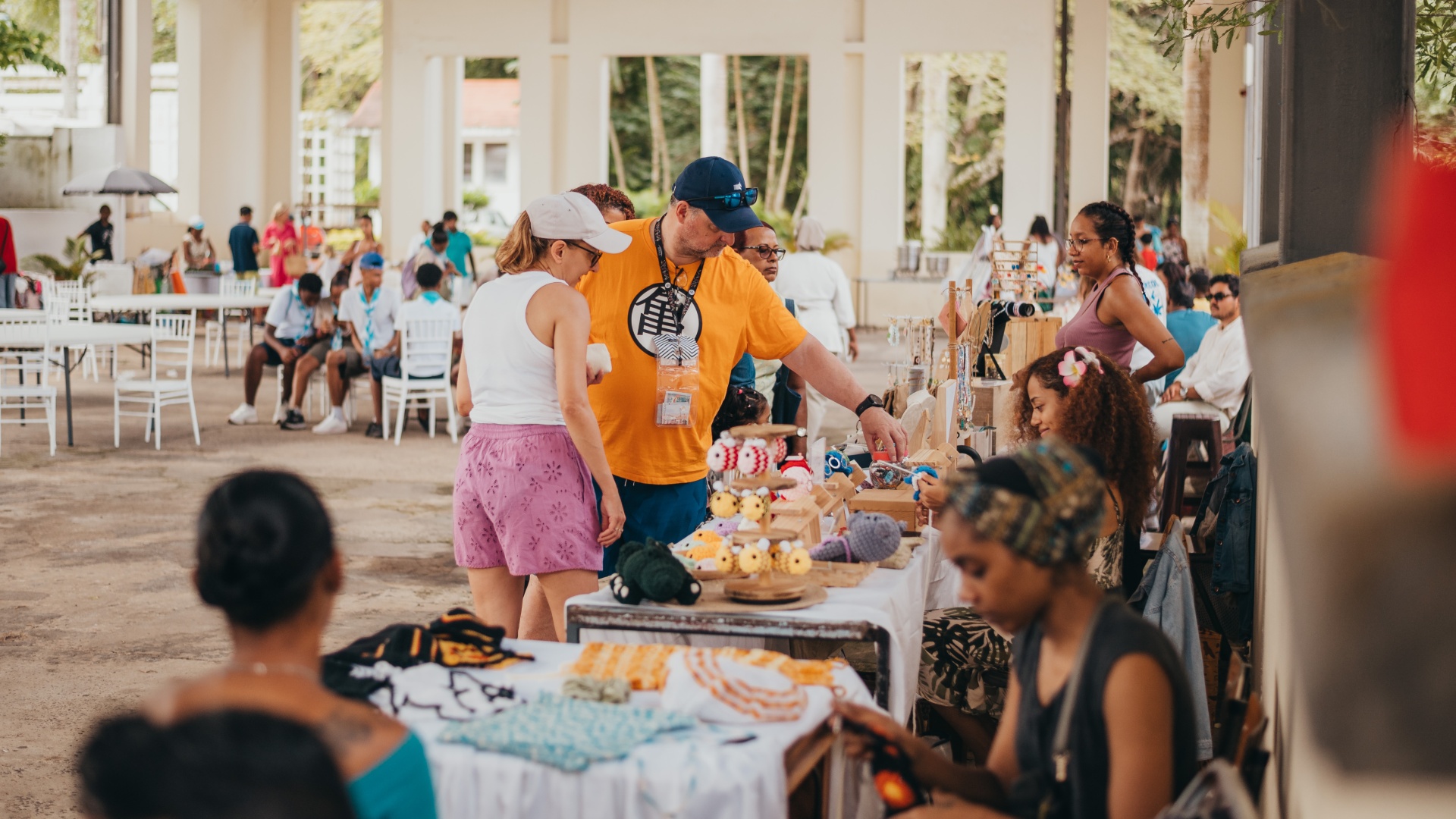 La Boutique Solidaire: Where Circular Thinking Meets Community Spirit