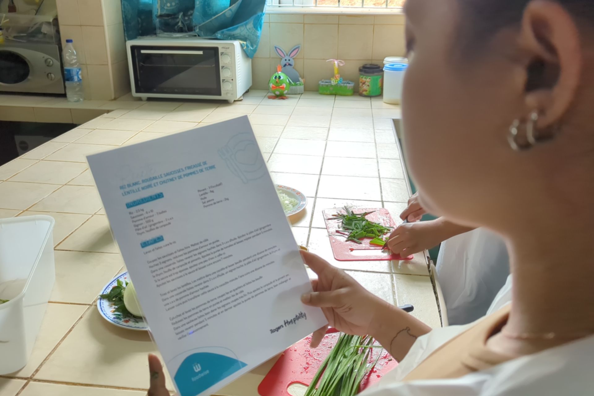 partnership FoodWise and Rogers Hospitality