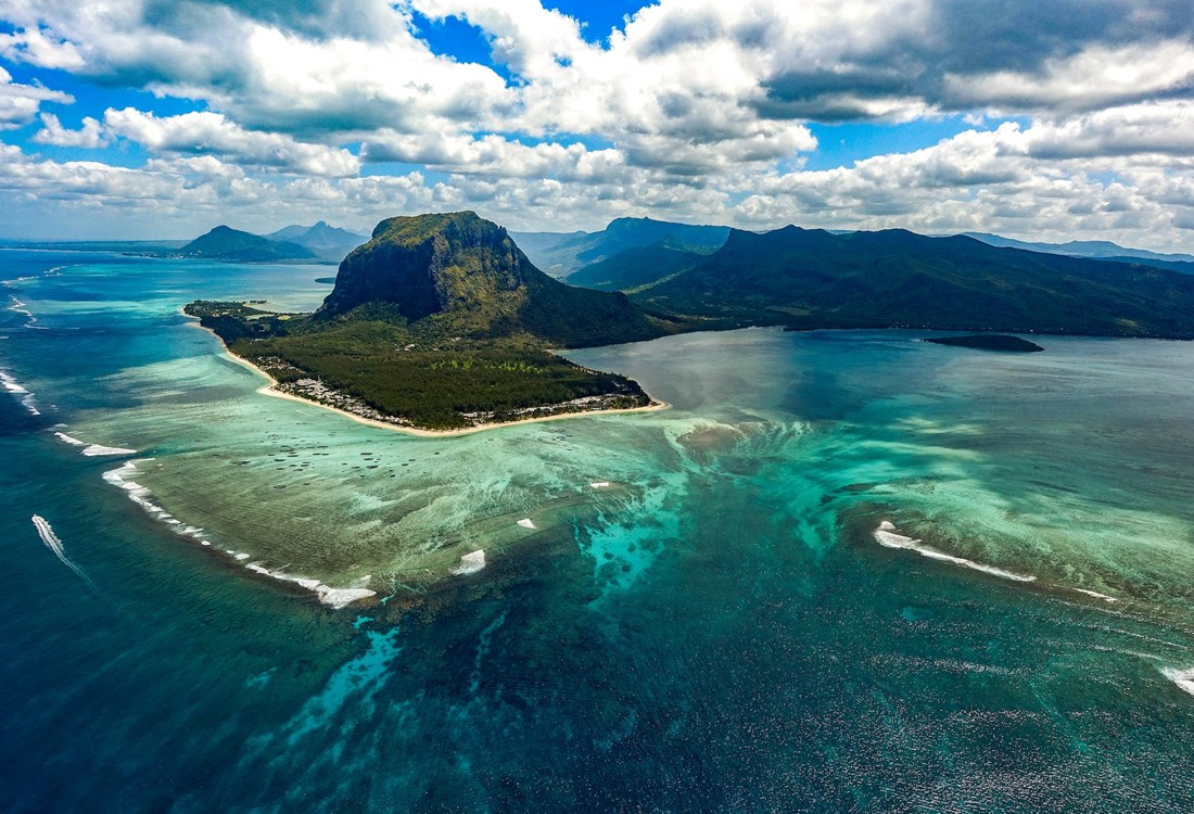 The lagoon in Bel Ombre, a well kept secret